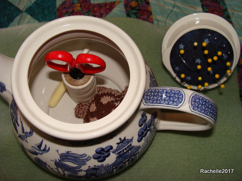 teapotsewingkit1.jpg