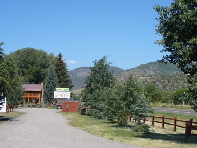 The entry to the RV Park .....and a great view of the mountains